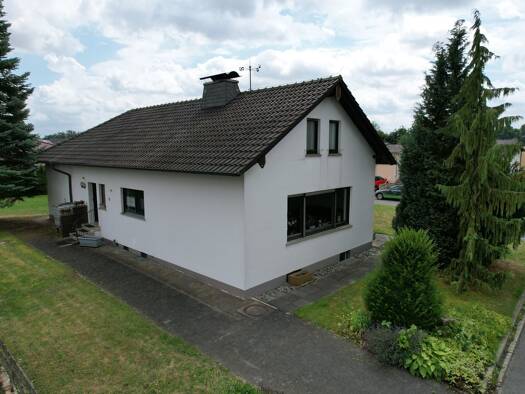 Bungalow zum Kauf 229.000 € 4 Zimmer 131 m² 1.128 m² Grundstück Westring 13 Borgentreich 34434
