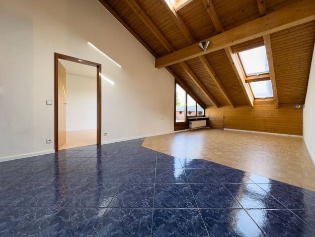 Wohnung zum Kauf 254.000 € 2 Zimmer 58,2 m² Dachgeschoss Eltingen Leonberg 71229