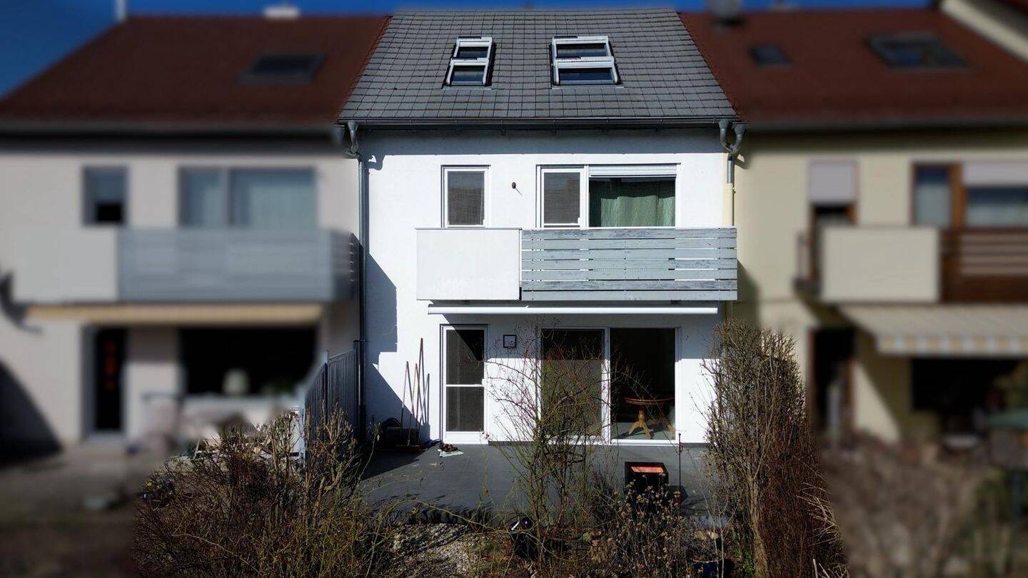 Immobilie in Reichenschwand - RENOVIERTES REIHENMITTELHAUS MIT GARAGE - Bild 0