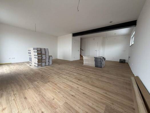 Doppelhaushälfte zur Miete - Erstbezug 1.850 € 4 Zimmer 119,8 m² 180 m² Grundstück frei ab sofort Ergolding 84030 Ergolding