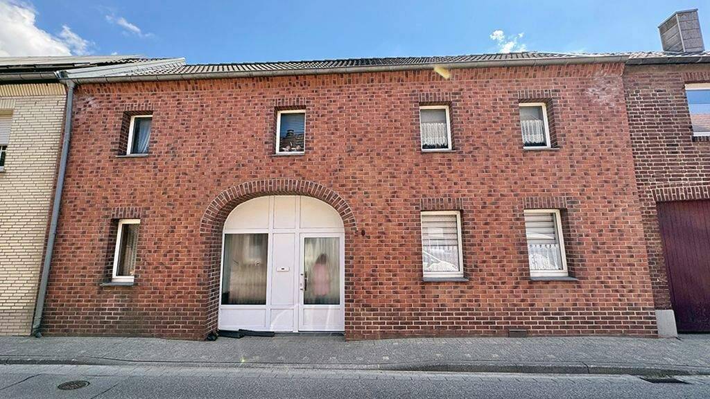 Einfamilienhaus zum Kauf 179.000 € 5 Zimmer 121 m² 765 m² Grundstück Birgden Gangelt / Birgden 52538