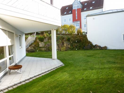Einfamilienhaus zum Kauf 890.000 € 7 Zimmer 260 m² 736 m² Grundstück Lorenzen Lappersdorf 93138