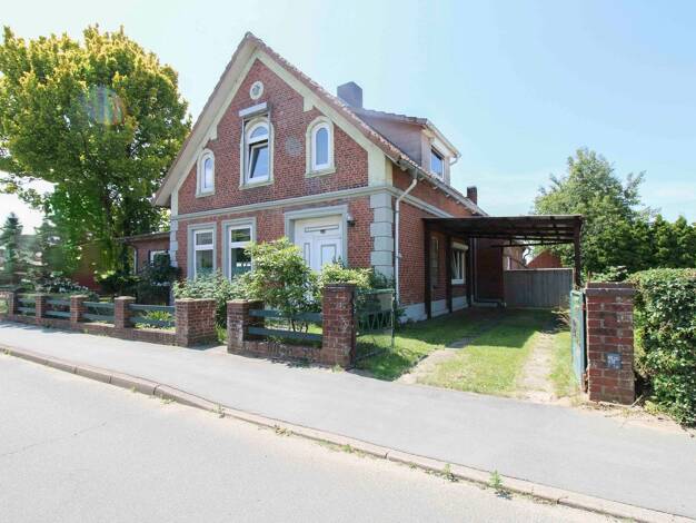 Einfamilienhaus zum Kauf 225.000 € 5 Zimmer 133 m² 1.172 m² Grundstück Sankt Michaelisdonn 25693