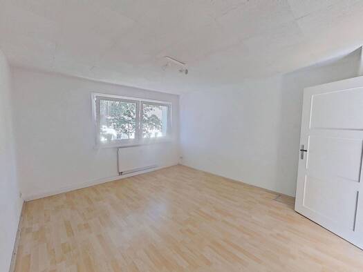 Wohnung zur Miete 408 € 2 Zimmer 48 m² 1. Geschoss frei ab sofort Waldenburgstraße 1 Laineck Bayreuth 95448