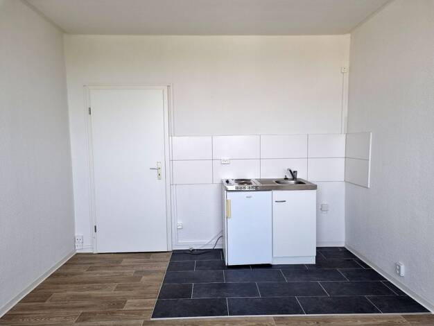 Wohnung zur Miete 245 € 1 Zimmer 22,3 m² 18. Geschoss Pfännereck 5 Westliche Neustadt Halle (Saale) 06126