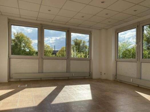 Bürofläche zur Miete 2.104 € 5 Zimmer 156 m² Bürofläche Reinhausen Regensburg 93059