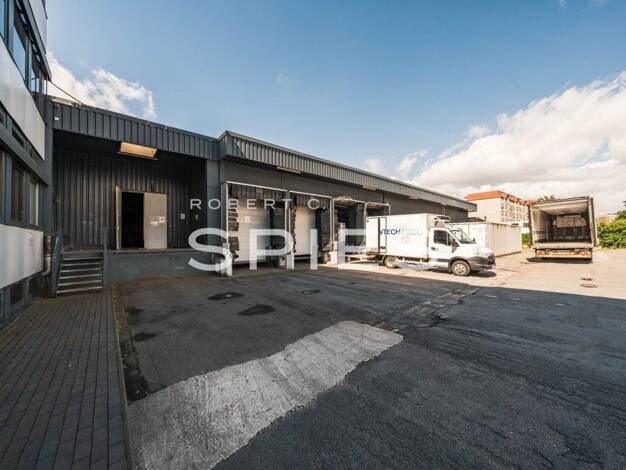 Logistikzentrum zur Miete provisionsfrei 4,20 € 6.171 m² Lagerfläche teilbar ab 6.171 m² Marienwerder Hannover 30419