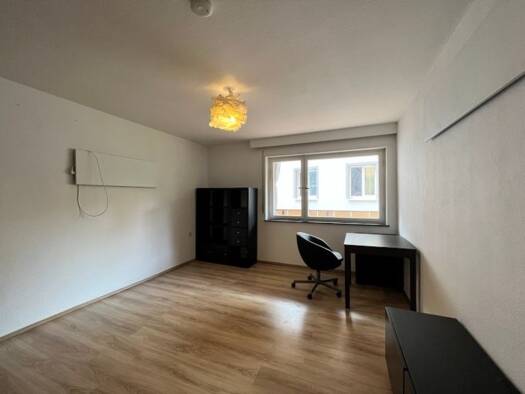 Wohnung zur Miete 450 € 1 Zimmer 14 m² Geschoss 1/1 frei ab sofort Ost Stuttgart 70186