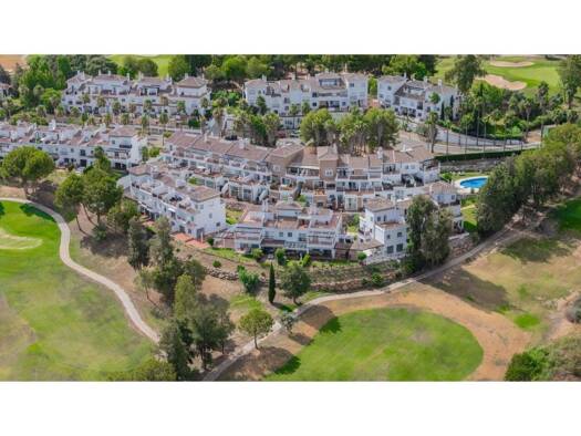 Reihenhaus zum Kauf 599.000 € 4 Zimmer 203 m² Alhaurín de la Torre 29130