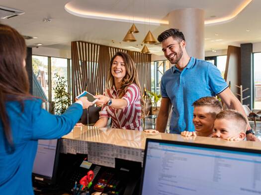 Hotel zum Kauf als Kapitalanlage geeignet 29 Zimmer 1.000 m² Holzkirchen 83607