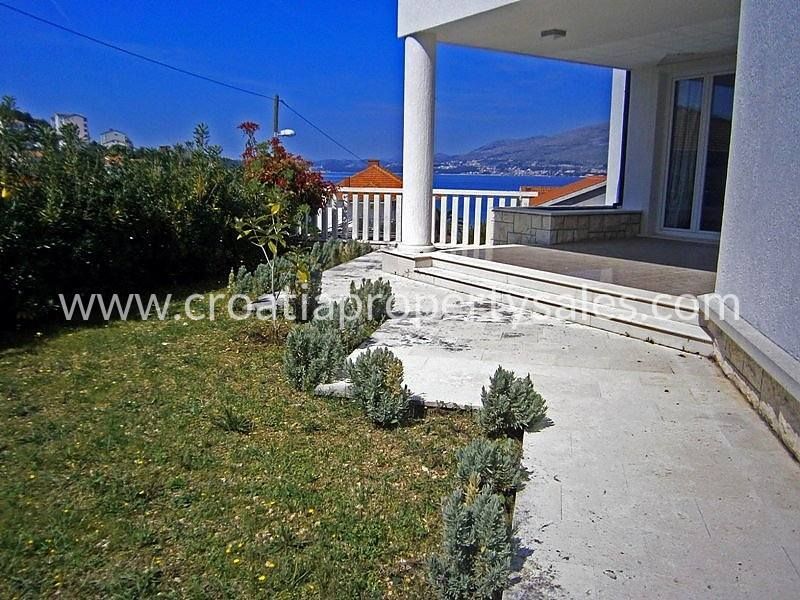 Haus zum Kauf 1.360.000 € 9 Zimmer 502 m²<br/>Wohnfläche Trogir