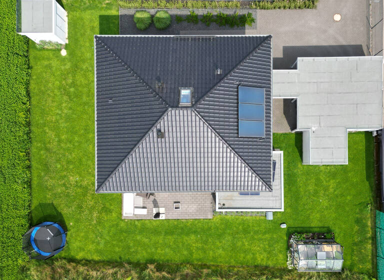 Haus zum Kauf 850.000 € 5 Zimmer 182 m²<br/>Wohnfläche 775 m²<br/>Grundstück Nützen 24568