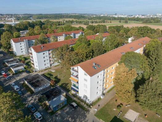 Wohnung zur Miete 713 € 2 Zimmer 57,2 m² 3. Geschoss frei ab 16.02.2026 Kurt-Schumacher-Str. 215B Fasanenhof Stuttgart 70565