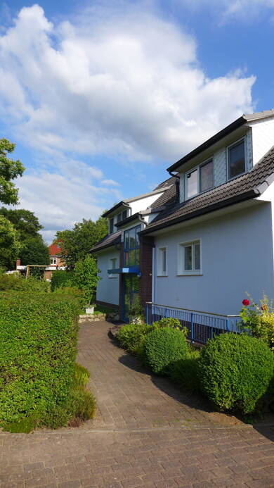 Wohnung zur Miete 1.100 € 3 Zimmer 75 m² Geschoss 1/1 frei ab sofort Großhansdorf 22927