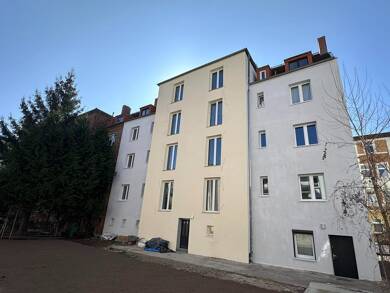 Wohnung zur Miete 900 € 4 Zimmer 80 m² 2. Geschoss frei ab sofort Grimmstraße 1 Freiimfelde Halle 06112