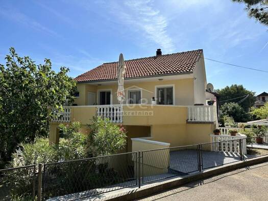 Einfamilienhaus zum Kauf 450.000 € 6 Zimmer 130 m² Gornji Karin, Obrovac Obrovac 23450