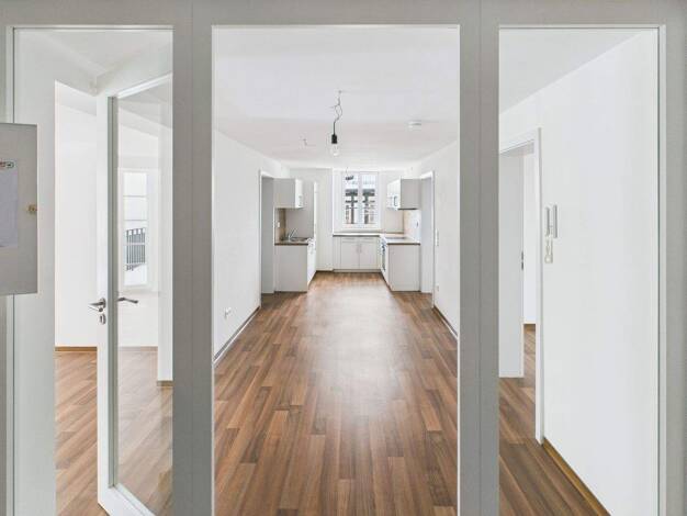 Wohnung zur Miete 735 € 3 Zimmer 86 m² 2. Geschoss Rotenburg Rotenburg a. d. Fulda 36199