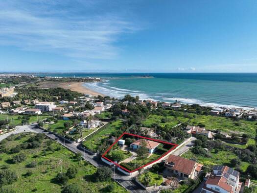 Mehrfamilienhaus zum Kauf 350.000 € 2,5 Zimmer 150 m² 1.000 m² Grundstück frei ab sofort Modica 97015