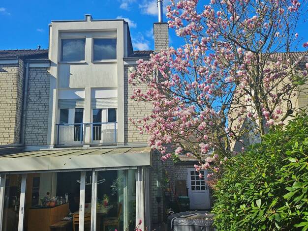 Doppelhaushälfte zum Kauf provisionsfrei 918.000 € 5,5 Zimmer 165 m² 310 m² Grundstück Angermund Düsseldorf 40489