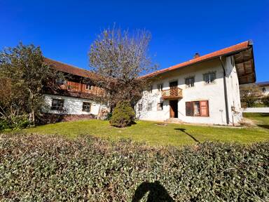 Haus zum Kauf provisionsfrei 1.300.000 € 5 Zimmer 177 m² 1.315 m² Grundstück frei ab sofort Kirchensurer Straße 30 Schnaitsee Schnaitsee 83530
