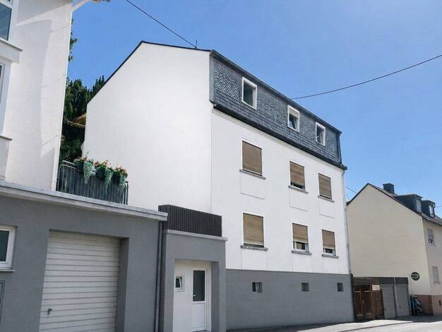 Mehrfamilienhaus zum Kauf provisionsfrei 749.000 € 9,5 Zimmer 248,2 m² 750 m² Grundstück Kirschblütenstraße 43 Frauenstein Frauenstein 65201