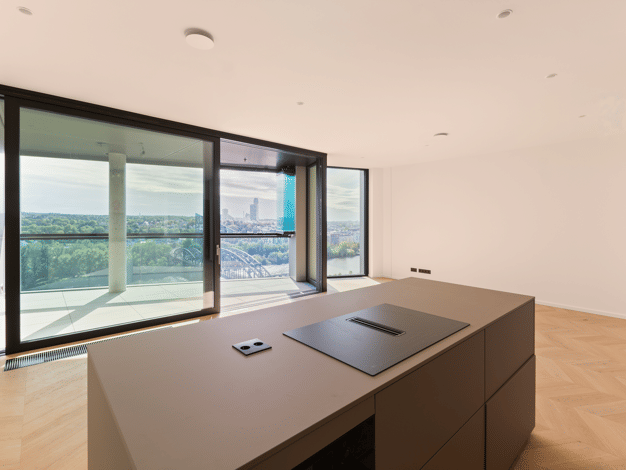 Wohnung zur Miete 4.000 € 3 Zimmer 121,3 m² 15. Geschoss Ostend Frankfurt am Main 60314