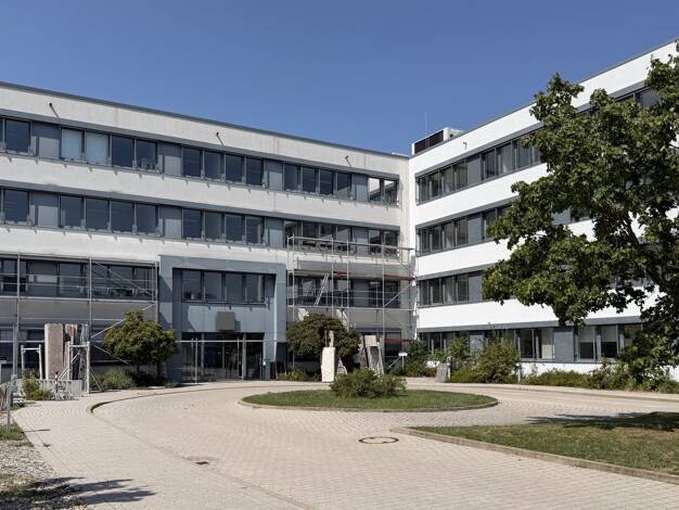 Bürofläche zur Miete 18.000 m² Bürofläche teilbar ab 1.000 m² Tennenlohe Erlangen 91058