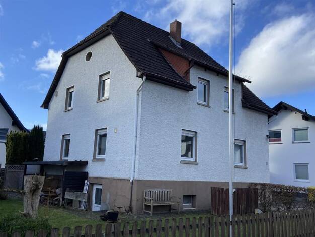Mehrfamilienhaus zum Kauf 174.000 € 4 Zimmer 161 m² 290 m² Grundstück Fretter Finnentrop-Fretter 57413