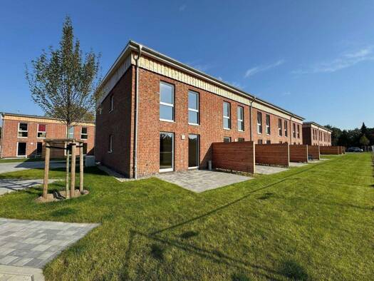Reihenmittelhaus zur Miete - Erstbezug 1.610 € 4 Zimmer 103 m² 113 m² Grundstück frei ab sofort Henstedt-Ulzburg 24558