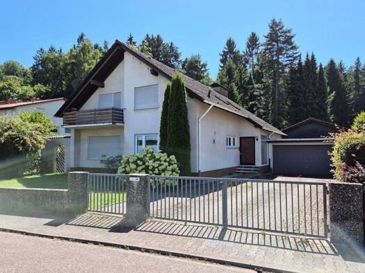 Einfamilienhaus zum Kauf 445.000 € 7 Zimmer 231 m² 2.753 m² Grundstück Landstuhl 66849