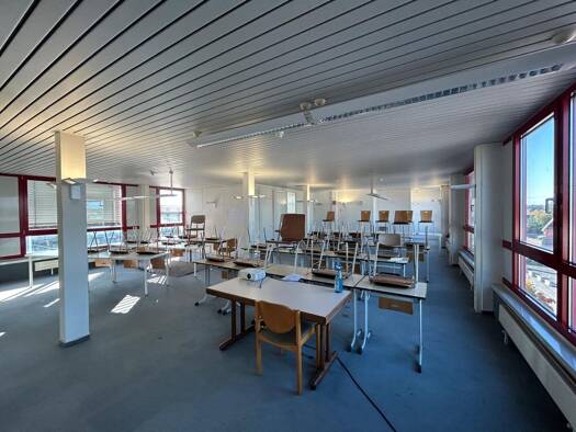 Bürofläche zur Miete 8 Zimmer 298 m² Bürofläche Schutterwald 77746