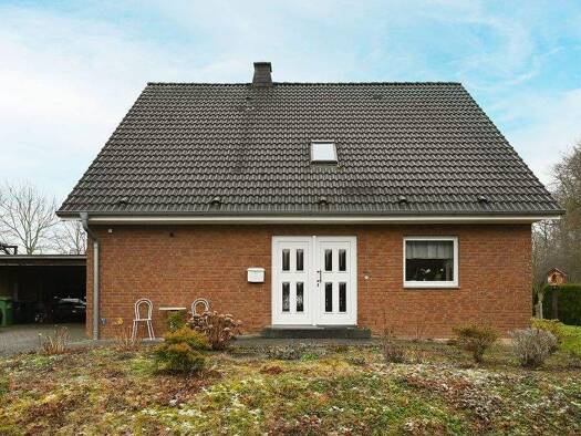 Einfamilienhaus zum Kauf 385.000 € 5 Zimmer 145 m² 660 m² Grundstück Löhne 32584