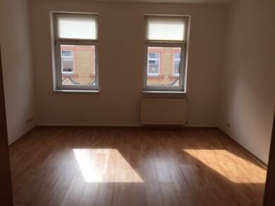 Wohnung zur Miete 310 € 2 Zimmer 71 m² 3. Geschoss frei ab 15.09.2025 Freiimfelder Straße 17 Freiimfelde / Kanenaer Weg Halle (Saale) 06112