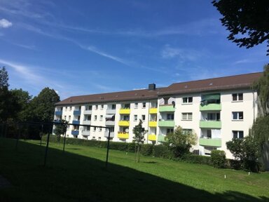 Wohnung zur Miete nur mit Wohnberechtigungsschein 367 € 2 Zimmer 52,7 m² 3. Geschoss Julius-Leber-Straße 6 Mattenberg Kassel 34132