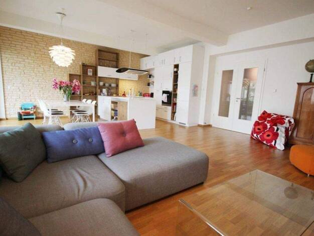 Wohnung zur Miete Wohnen auf Zeit 2.900 € 3 Zimmer 130 m² frei ab 25.08.2026 Kreuzberg Berlin 10965