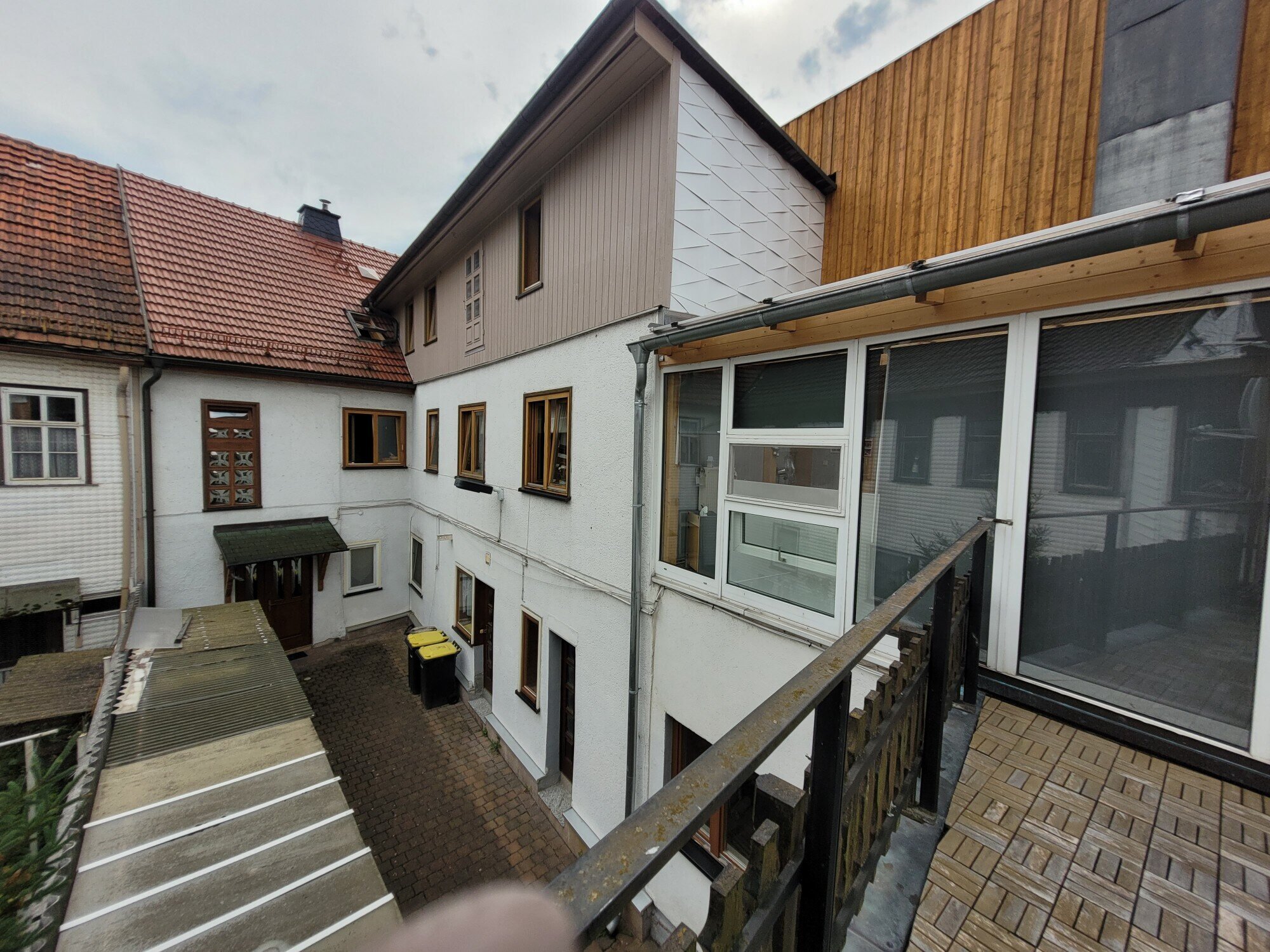 Mehrfamilienhaus zum Kauf 279.000 € 320 m²<br/>Wohnfläche 370 m²<br/>Grundstück Ohrdruf 99885