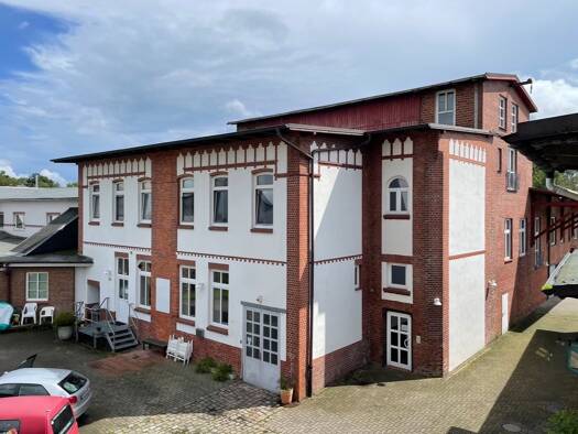 Lagerhalle zur Miete 4 € 72 m² Lagerfläche Kuhlenstraße 9 Uetersen 25436