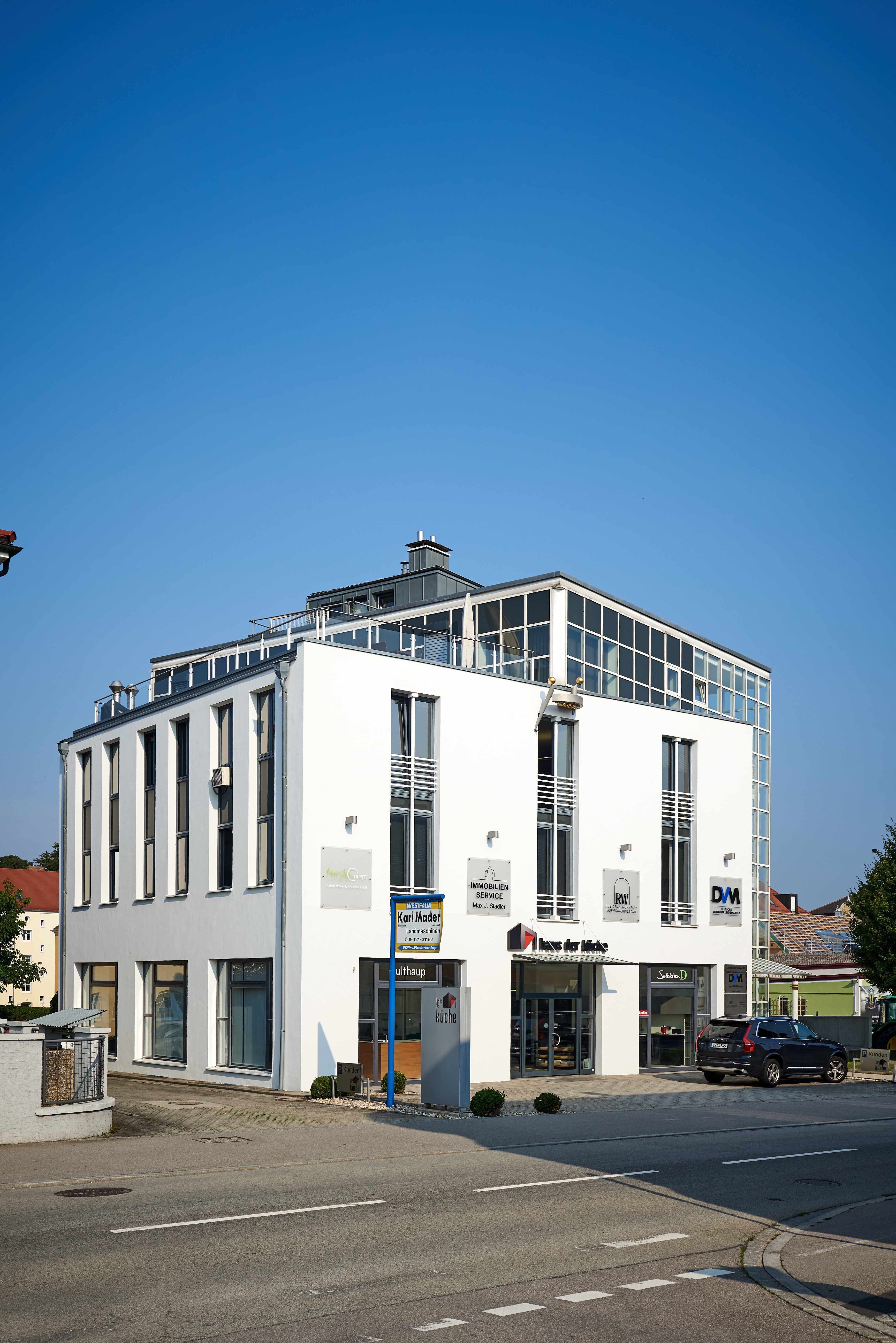 Bürogebäude zur Miete provisionsfrei 5 Zimmer 191 m²<br/>Bürofläche Landshuter Straße 26 Planungsbezirk 110 Straubing 94315