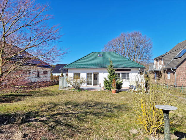 Einfamilienhaus zum Kauf 420.000 € 4 Zimmer 108 m² 1.530 m² Grundstück frei ab sofort Zempin 17459