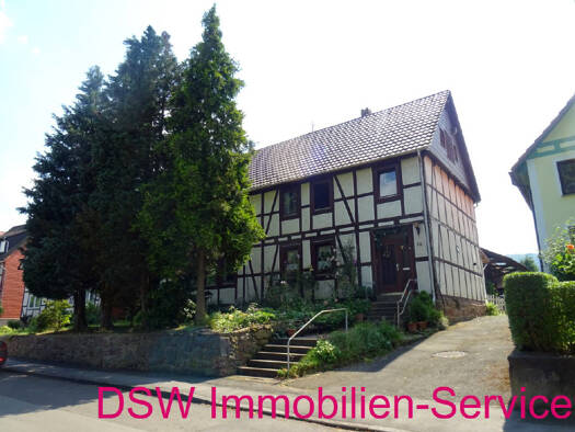 Mehrfamilienhaus zum Kauf 140.000 € 8 Zimmer 190 m² 1.151 m² Grundstück Vaake Reinhardshagen--Vaake 34359