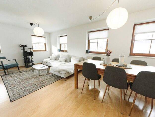 Wohnung zum Kauf 320.000 € 3 Zimmer 75 m² 1. Geschoss Zugspitzstraße 1 a Freilassing 83395