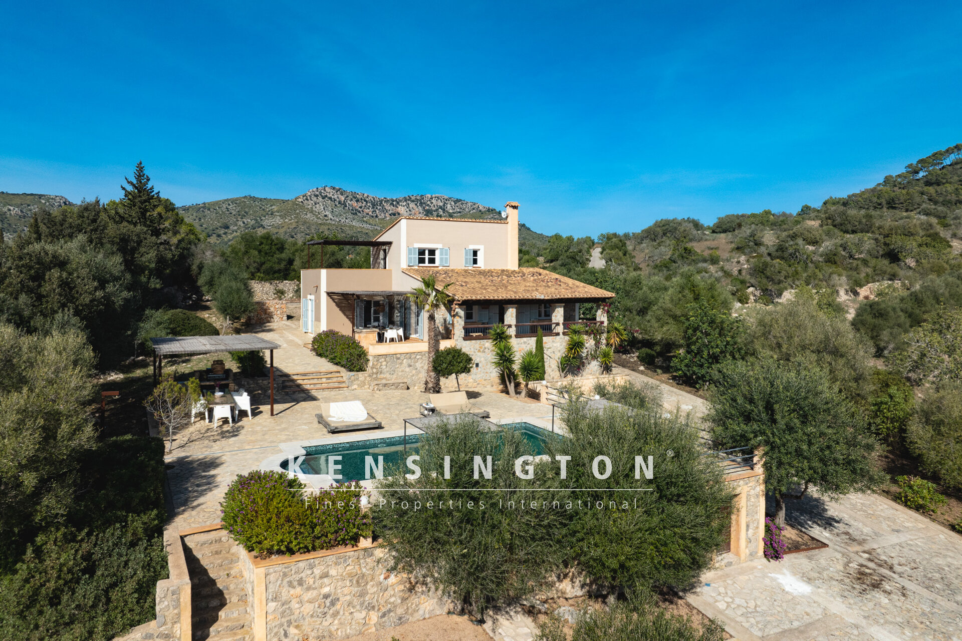 Finca zum Kauf 1.890.000 € 5 Zimmer 200 m²<br/>Wohnfläche 7.103 m²<br/>Grundstück Sant Llorenç des Cardassar