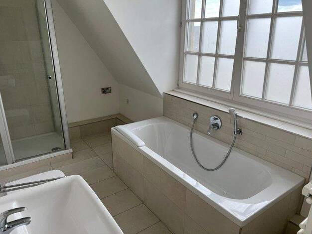 Wohnung zur Miete 2.277 € 4 Zimmer 123,7 m² 5. Geschoss frei ab 08.03.2026 Bismarckstraße 80 Charlottenburg Berlin 10627