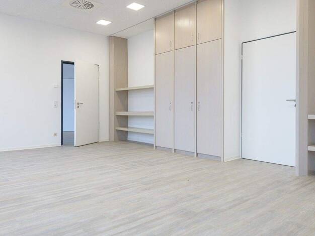 Bürofläche zur Miete 488 € 18,7 m² Bürofläche Katzwanger Straße 150 Gibitzenhof Nürnberg 90461