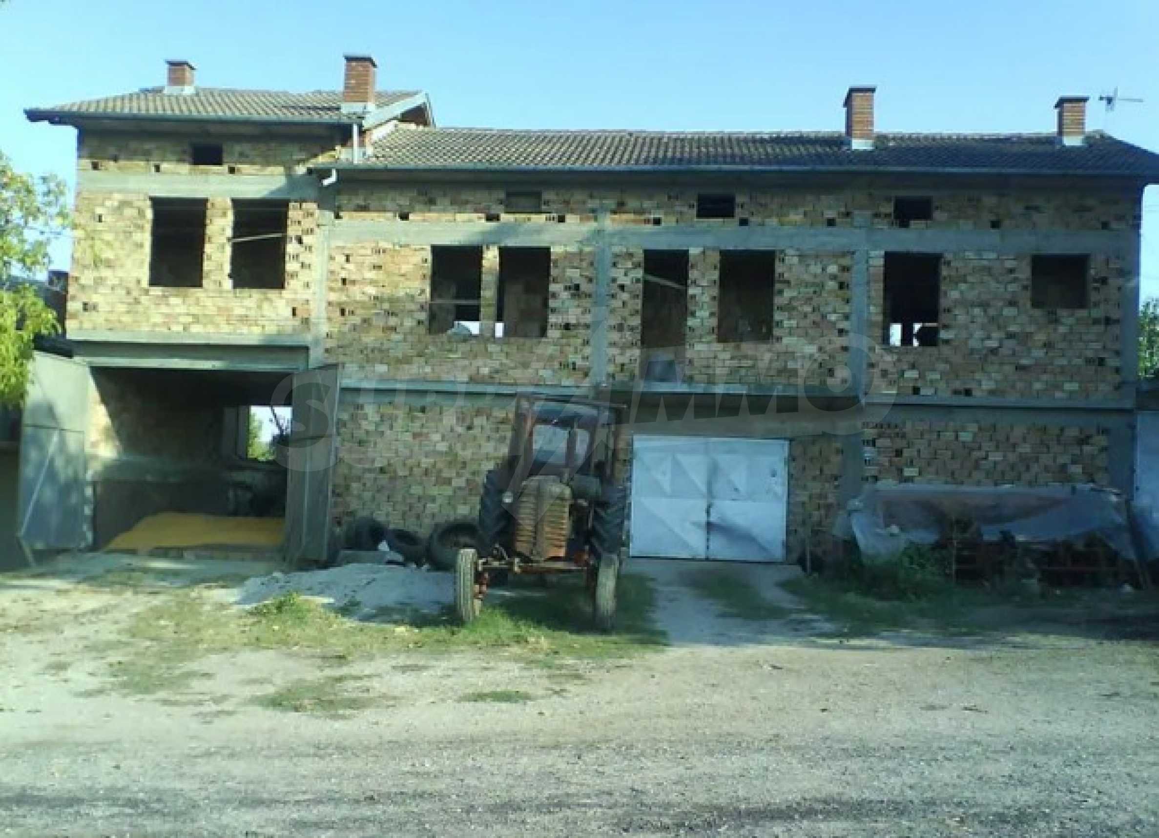 Reihenmittelhaus zum Kauf 53.000 € 6 Zimmer 270 m²<br/>Wohnfläche Veliko Tarnovo