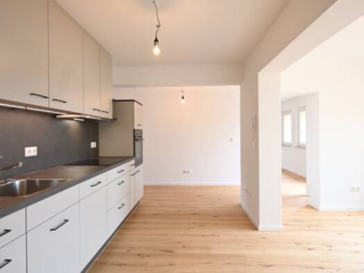 Wohnung zur Miete 1.355 € 3 Zimmer 95,7 m² 1. Geschoss frei ab sofort Neumarkt Neumarkt in der Oberpfalz 92318