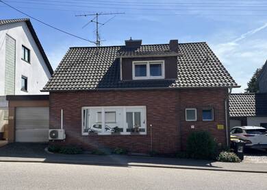 Mehrfamilienhaus zum Kauf 298.000 € 7 Zimmer 187,8 m² 1.528 m² Grundstück Heusweiler Heusweiler / Dilsburg 66265