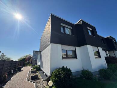 Wohnung zum Kauf 325.000 € 3 Zimmer 103 m² 1. Geschoss Waldenburgerstraße Stadtgebiet Wolfenbüttel 38302