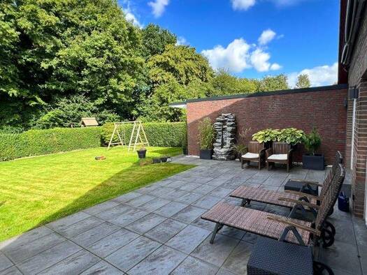 Einfamilienhaus zum Kauf 469.000 € 7 Zimmer 215 m² 802 m² Grundstück Heppens Wilhelmshaven 26384