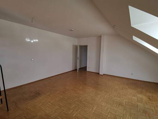 Wohnung zur Miete 672 € 2 Zimmer 56 m² 2. Geschoss frei ab sofort Geisenfelder Straße 51 Kothau Ingolstadt 85053